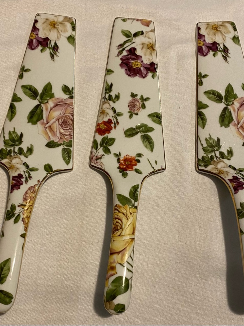 Royal Danube porcelain cake or pie servers Set Of 3 Floral Design